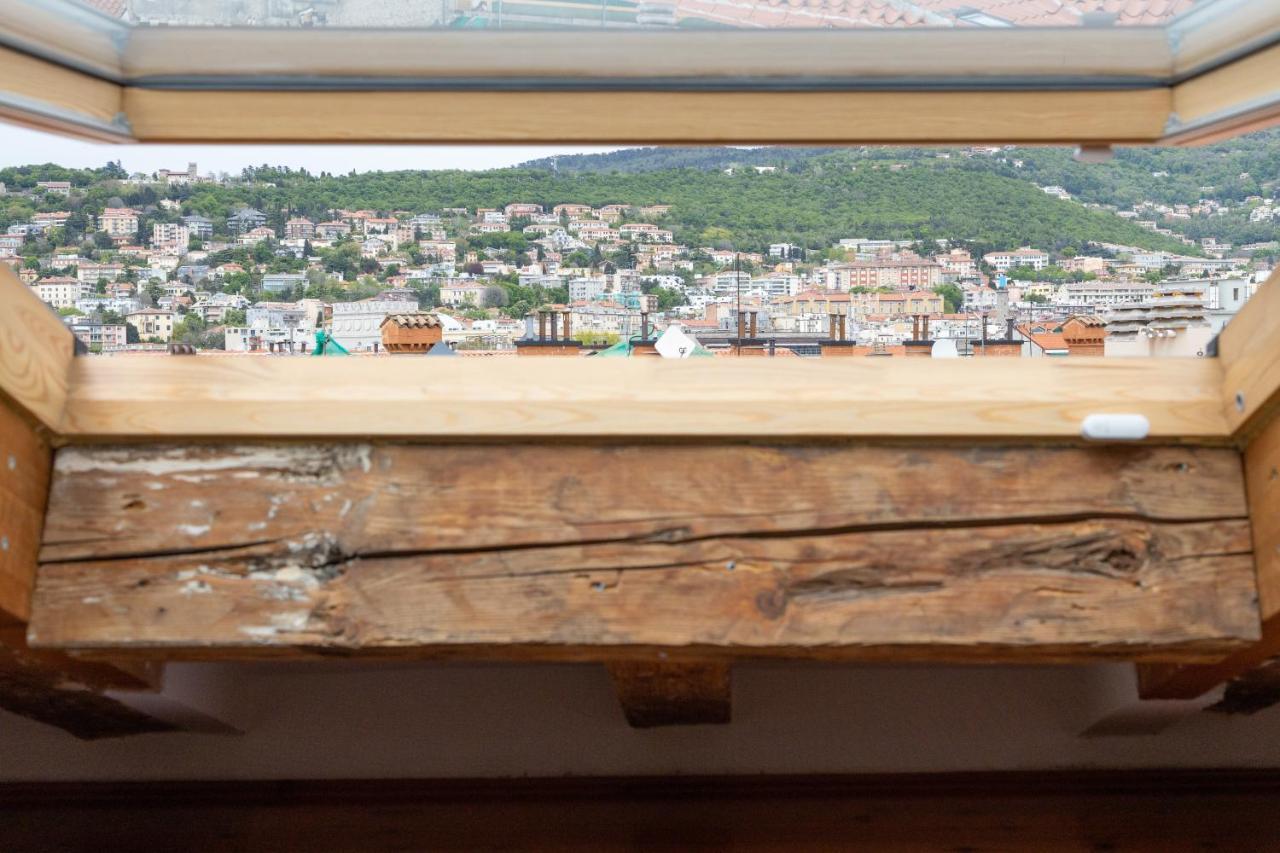 Svevo, Rustico Centrale Con Parcheggio A Trieste Exterior foto